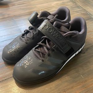 Mens adidas’s lifting shoes